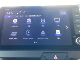 Apple CarPlayやAndroid Autoに対応しているので、スマートフォンの機能を車内でも手軽に使えます。