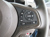 Hondaセンシングの機能のひとつ、アダプティブクルーズコントロール付!アクセルから足を離しても設定したスピードと前車との車間を保ち走行してくれます!車線維持もアシスト☆高速道路で疲労軽減ですね☆