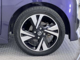 【純正ホイール装備】純正なのでバチっと決まっていてかっこいいですね☆