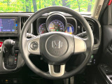 ステアリングも使用感が少なく、きれいな状態となっております♪