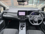 内装はルームクリーニング済みです!清潔な車内で快適なドライブをお楽しみください!!前席、後席、そしてエンジンルームまで全てクリーニング済みです。