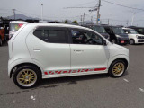 お車は買って終わりではありません。なぜなら車は壊れないという事がないからです。「安さ」だけでなく「安心」=購入後の点検・修理・トラブル対応こそ私達の強みです。