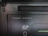 ナビの型式はVXM-235Ciです。