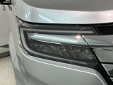 LEDヘッドライトは、点灯の瞬間から最大光量を発揮し、突然暗くなるトンネルなどでの安定感を高めます。