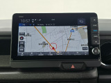 9インチ純正メモリーナビ(LXU-242NBi)を装着しています。目的地設定やルート案内もスムーズに行えます。