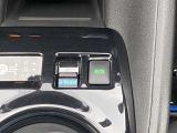 eーペダルでアクセルを話すと一定の慣性ブレーキがかかります。