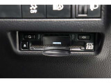 ETC機能に加え、渋滞回避支援や安全運転支援のサービスが受けられるETC2.0を装備!
