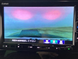 【バックカメラ】運転が苦手な方も車庫入れラクラクです!ギアをリバースに入れれば自動的に切り換わりますので、面倒な操作は不要です♪狭い駐車場もお車を傷つけず安心ですね!