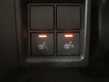運転席・助手席にシートヒーターが付いております☆冬には有難い装備もついてます!