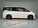 その他にも各種保険、お車の買取(T-UP)、JAF、TSカード、携帯電話などの取扱いをしております。詳しくはスタッフにお尋ねください。
