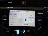 Bluetooth接続機能・スマートフォンなどからお気に入りの音楽を飛ばしてワイヤレス再生したり、ハンズフリー通話ができます。