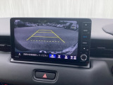 バックモニター付きで、車庫入れやバック時の後方確認をサポート。