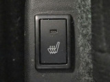 ★寒い時期でも快適に乗って頂けるシートヒーターが備わっています♪カー用品は新品はもちろん弊社グループのリサイクルセンターからりサイクル&リユースパーツの注文販売もおこなっております♪