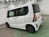 家族使いに嬉しい&ldquo;両側電動スライドドア&rdquo;。狭い駐車場でも安心して乗り降りできます。