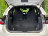後席を格納すると、これだけの広さが!シーンに合わせたシートアレンジで、大きな荷物も積むことが出来ます♪