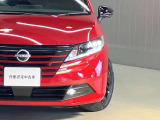 【ハイビームアシスト】先行車または対向車や周囲の明るさなどに応じ、自動的に上向きと下向きを切り替えてくれます★