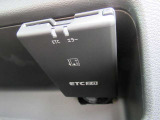 『ETC2.0』を装着しています♪♪ 有料道路での料金所の手間を省いて運転に集中できます♪♪ 車から離れる時はカードの抜き取りをお忘れなく♪♪