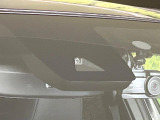【トヨタセーフティセンス】走行中に前方の車両等を認識し、衝突しそうな時は警報とブレーキで衝突回避と被害軽減をアシスト。より安全にドライブをお楽しみいただけます。