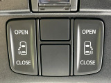 【両側パワースライドドア】スマートキーや運転席のスイッチで後席両側スライドドアの開閉が可能♪電動だから力を入れてドアを開ける必要が無く、小さなお子様でも簡単に開け閉めでき快適です♪