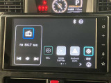 いまや必須装備「ナビゲーション」搭載!知らない場所にスイスイッとドライブ。もう、これなしではハンドルを握れませんね!でも運転中の操作は危険ですのでご注意ですね☆