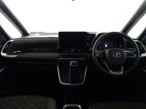 【メーター廻り】シンプルで飽きないデザイン、運転中も視界の邪魔にならない構造になっているので運転に支障もありません♪