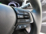 Hondaセンシングの機能のひとつ、アダプティブクルーズコントロール付!アクセルから足を離しても設定したスピードと前車との車間を保ち走行してくれます!車線維持もアシスト☆高速道路で疲労軽減ですね☆