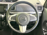 ステアリングも使用感が少なく、きれいな状態となっております♪