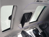 【ツインサンルーフ】サンルーフ装備車両!高級感もアップ、大人気オプション解放感溢れる快適なドライブをお楽しみください♪