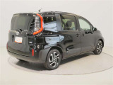 走りにこだわりながら収納力も持ち合わせたお車です。荷物を載せて軽快なドライブを楽しめますよ♪