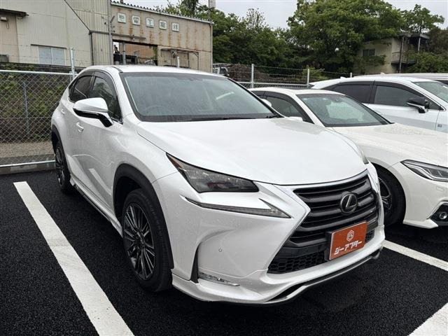 NX 200t バージョンL エアロ(F.S.R) 禁煙車 純正ナビ