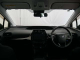 見通しのよいすっきりとした視界で、誰でも運転しやすいです。運転のしやすさは疲れにくさにも繋がりますよ♪
