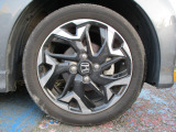 純正15インチアルミを装着!お洒落は足元から♪♪