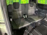 3列目シートはもちろん状態良好☆大人でもゆったりと座って頂けますので、大人数でのお出かけもラクラクです♪ご家族で、気の知れた仲間で、ドライブに行くのが楽しみですね♪