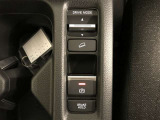 電動パーキングブレーキを搭載。スイッチ操作でパーキングブレーキを作動・解除することが可能ですので、操作の力が不要ですよ♪