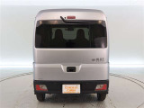 バックガイドモニターで、後方を確認しながら安心して駐車することができます。運転初心者も熟練者も必須の機能ですよ!