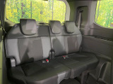 3列目シートはもちろん状態良好☆大人でもゆったりと座って頂けますので、大人数でのお出かけもラクラクです♪ご家族で、気の知れた仲間で、ドライブに行くのが楽しみですね♪