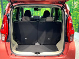 普段のお買い物や通勤、送迎等に十分な荷室スペースを確保しております。セカンドシートを倒すと、大きな荷物の積載も可能です♪