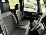 ゆったりとした運転席です★