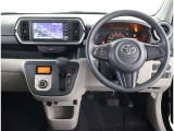 高いホールド性で運転姿勢が安定します。長距離ドライブでも疲れにくいのが魅力です。快適なドライビングライフをお送りください♪