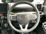 【純正革巻きステアリング】上質な革を使用することで、手にしっかり馴染みとても運転しやすいハンドルです♪