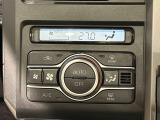 車内空調は&rdquo;AUTOエアコン&rdquo;にお任せ。運転に集中出来ますよ!