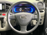 ステアリングも使用感が少なく、きれいな状態となっております♪