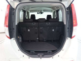 広々としたラゲージスペースを備えています。大きなものや長さのある荷物もしっかりと積み込めます。