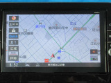 ナビはメモリーナビMM320D-Lが装備されています。