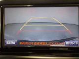 バックモニター付きで後退時に車両周辺が確認できるので安心です。車はどうしても死角ができますので、万が一のために必要な装備です。ただあくまでも補助装備ですので、目視での確認をお忘れなく!