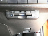 ETC車載器付きです。高速道路の料金所もスムーズに通過できます。※セットアップ費用は別途必要です。