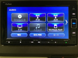 ナビゲーションはフルセグTV、インターナビ対応のGathers純正メモリーナビを搭載しています。Bluetoothオーディオ機能がありますので、スマートフォンなどの音楽も再生できます。