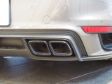 ステンレススチール製911 Turboデザインツインデュアルテールパイプトリム付きエグゾーストシステム (ハイグロスブラック)