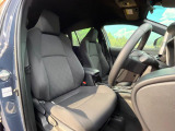 運転席シート廻りは使用感も少なく、良好な状態となっています。前オーナー様が丁寧に使っていたことがよくわかりますね。