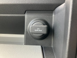 当店は仕上げ業者と提携して、車両の仕上げを行っております。磨き、ルームクリーニング、ヘッドライト磨き、を一貫して行っております。